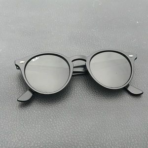 Ray Ban sunglasses with case